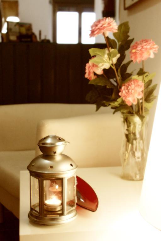 Hostal Plaza De Italia Caces Zewnętrze zdjęcie